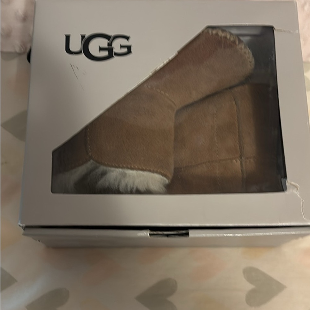 Baby UGG Classic Brown Boots - Caden - size Medium (12-18 mth)